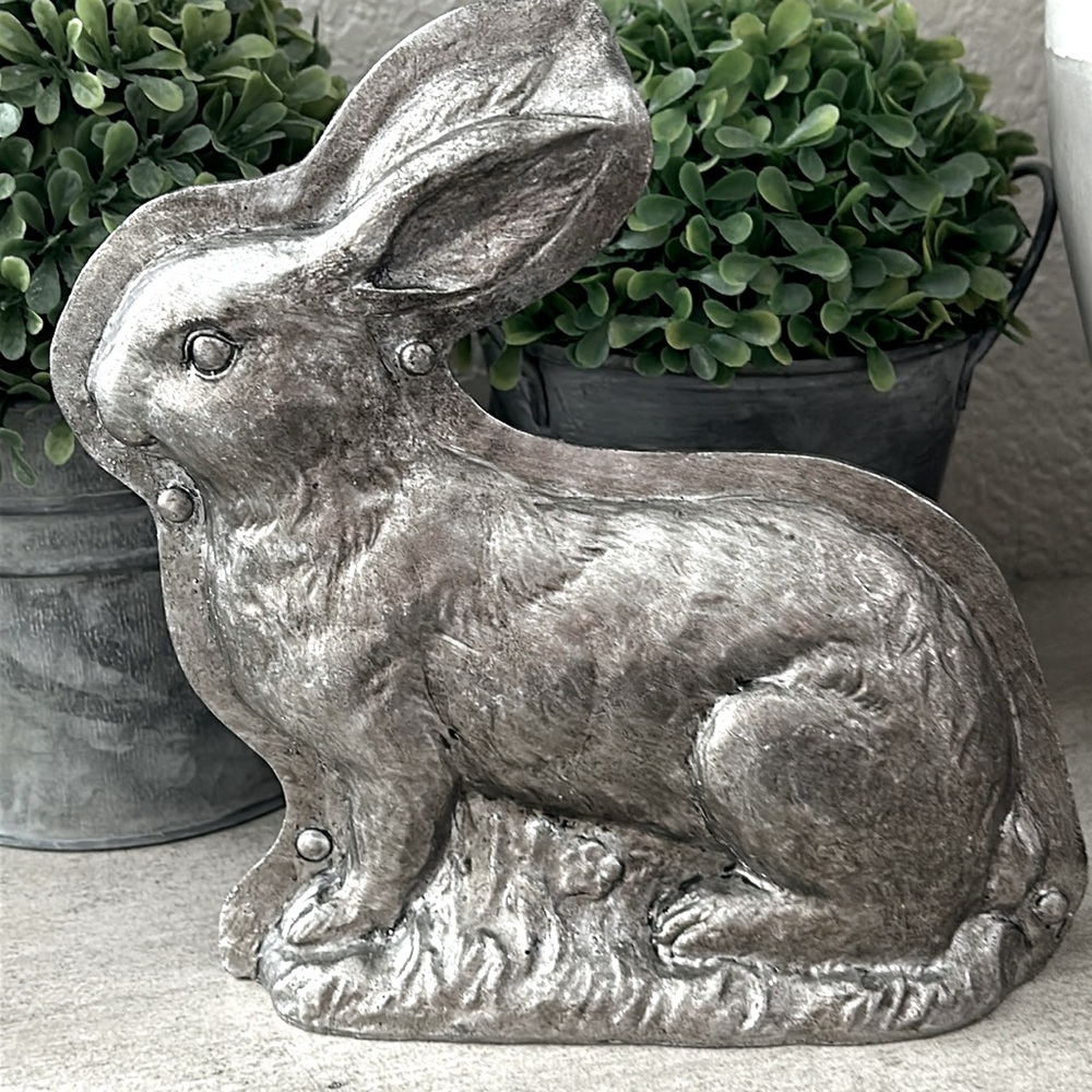 New Vintage Inspired Shabby Chic Farmhouse Candy Mold Bunny replica decor